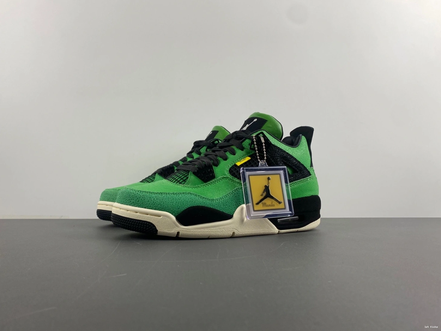 Jordan “Manila” Air 4 0515